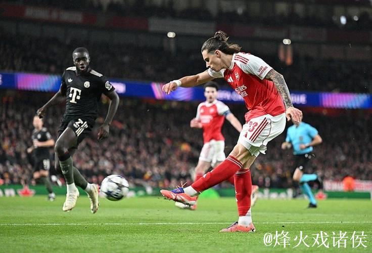 单场3次被过！枪手19岁新星迷失自我 欧冠唯一丢