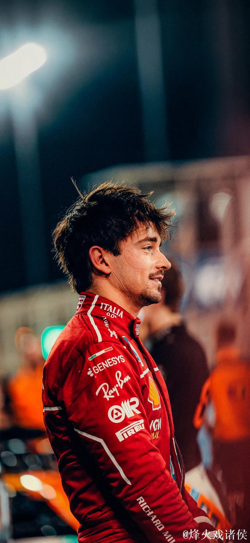 F1巴林站排位赛:皮亚斯特里摘得杆位,拉塞尔与安东内利受罚 F1巴林站排位赛:皮亚斯特里摘得杆位,拉塞尔与安东内利受罚