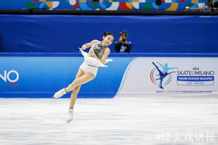 张瑞阳表现抢眼 中国队斩获冬奥女子单人滑资格 张瑞阳表现抢眼 中国队斩获冬奥女子单人滑资格